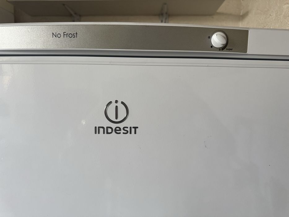 Морозильник INDESIT