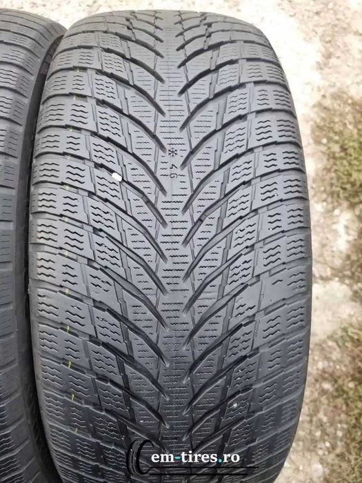 SET 2 Anvelope Iarna 225/45 R18 NOKIAN WR Snowproof P 95V - Runflat