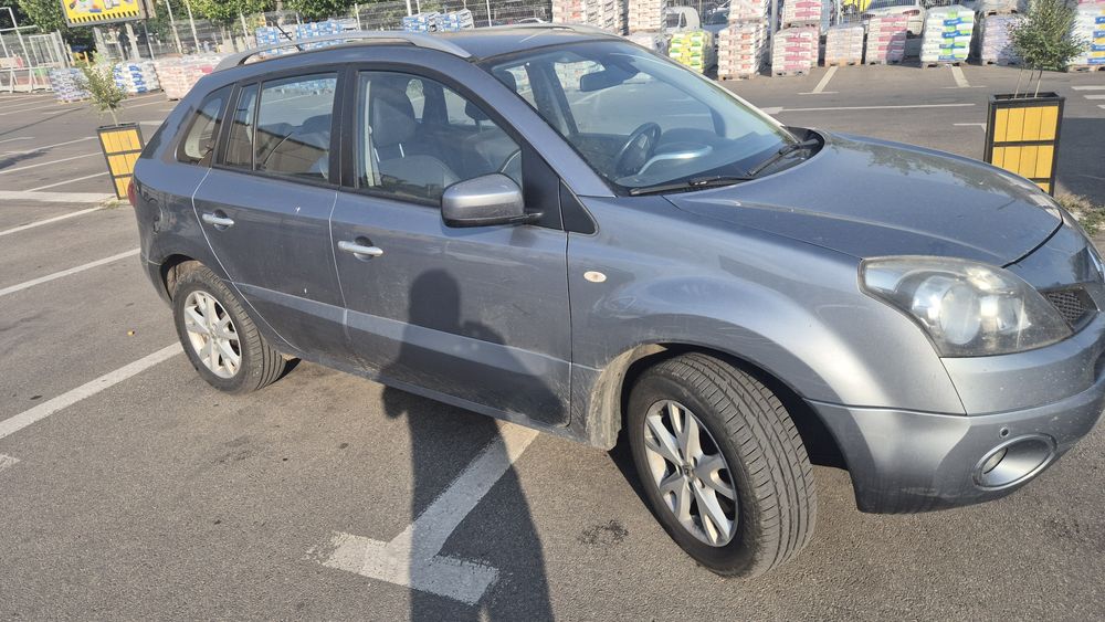 Renault koleos 4x4 SUV benzina similar Nissan Xtrail, carlig tarctare