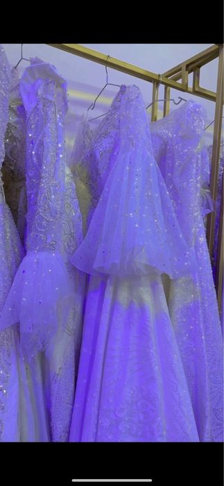 kelin kuylaklar sotiladi.Holati yaxshi.400 mingdan 1 yarim miliongacha