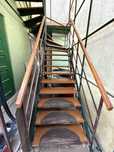 Scara metalica spirala cu trepte stejar stare  buna interior exterior