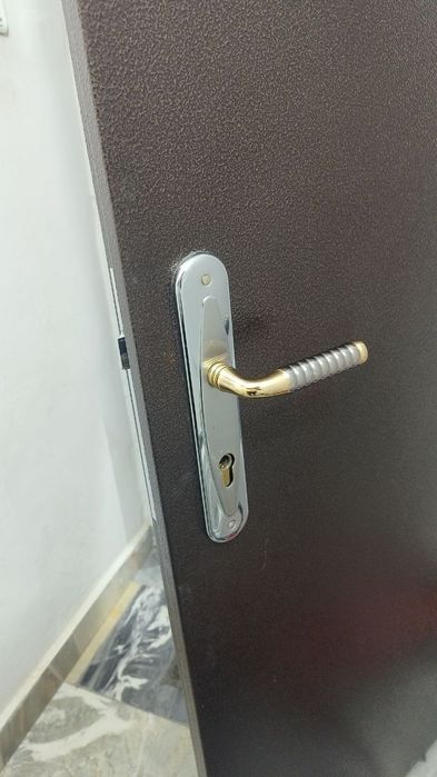 Ремонт замков установка замков вскрытие замков Zamok oʻrnatish eshik o