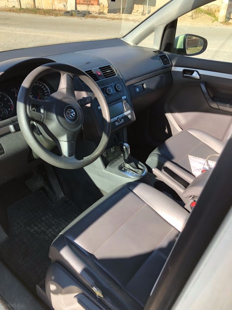 VW Touran 2011/XI
