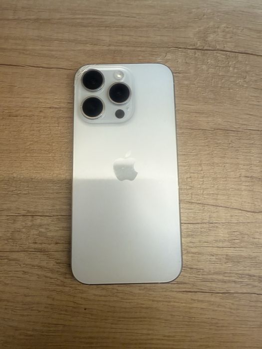 Vand iphone 15 pro 128 gb