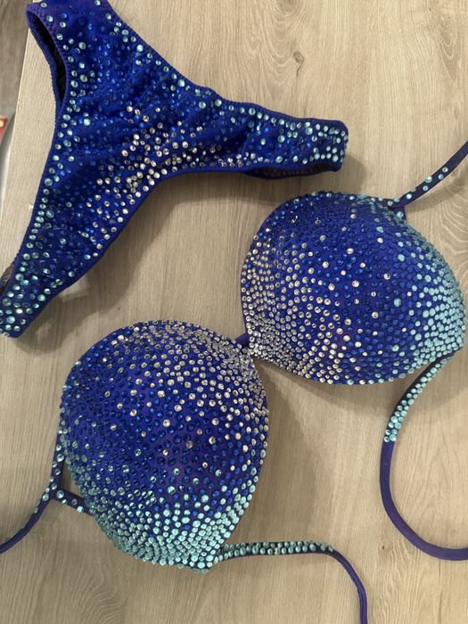 Купальник и туфли для Фитнес бикини