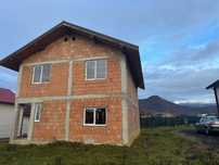 Casa la rosu Strada Piersicului NR 5 Baia Sprie