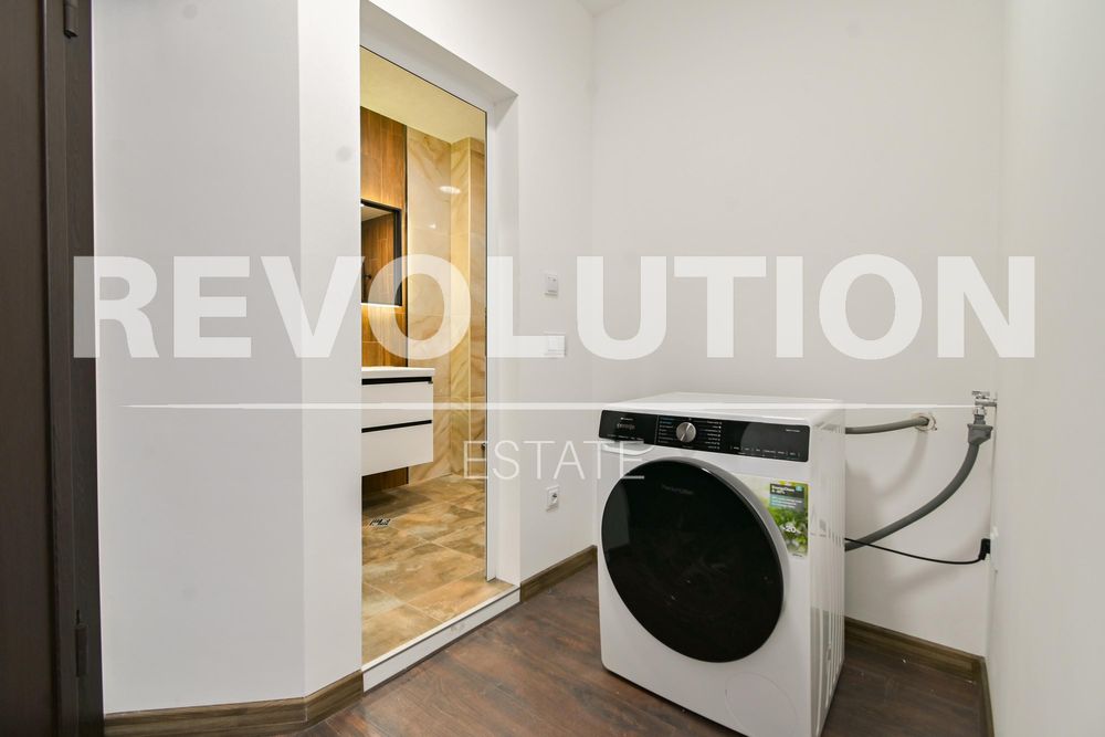 Дава се под наем Тристаен апартамент в София, Люлин 10 - 85 кв.м за 700 € - Снимка #13