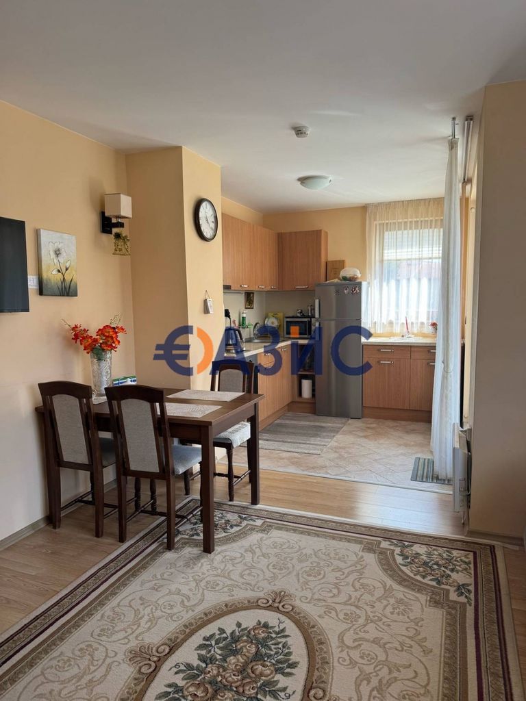 Продава се Двустаен апартамент в Свети Влас - 81 кв.м за 1223 €/кв.м - Снимка #5