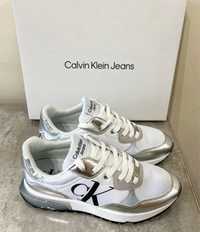 Кроссовки от Calvin Klein