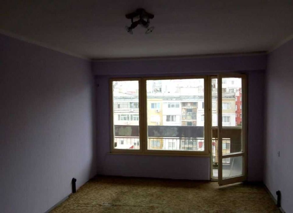 Дава се под наем Двустаен апартамент в Бургас, Меден рудник - зона Б - 64 кв.м за 100 € - Снимка #3