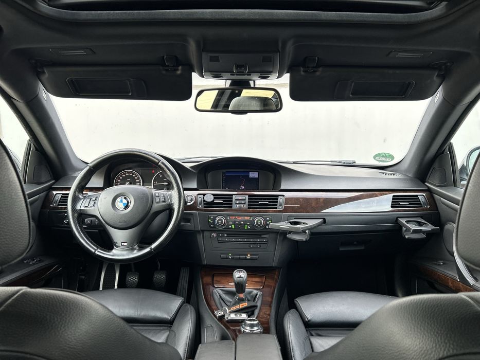 Bmw e92 M-Packet interior/exterior  320d/184 cai FaceLift 2011
