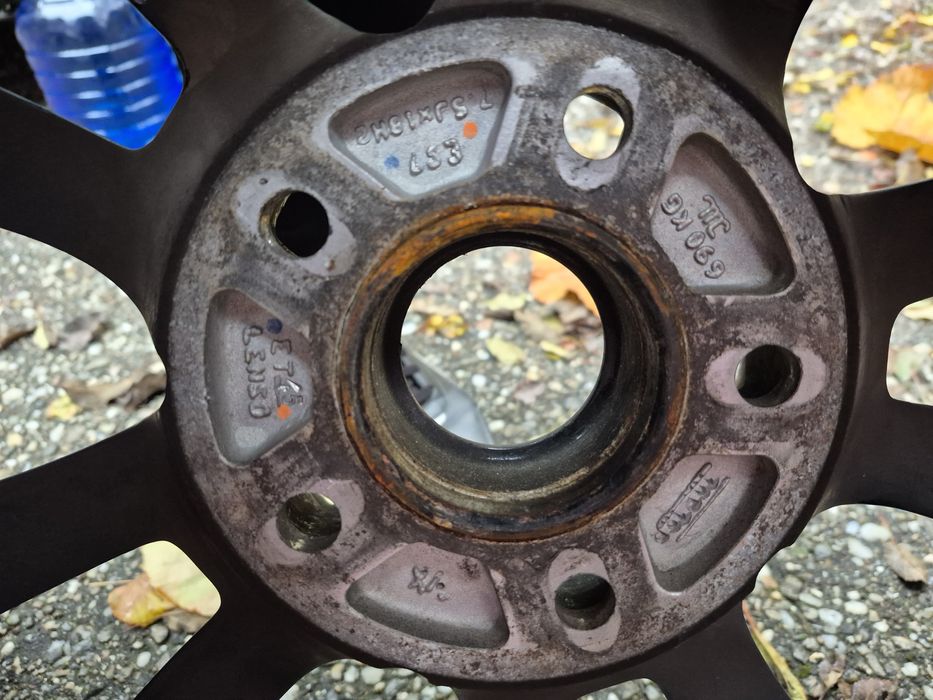 Jante R18 5x114.3 ET45