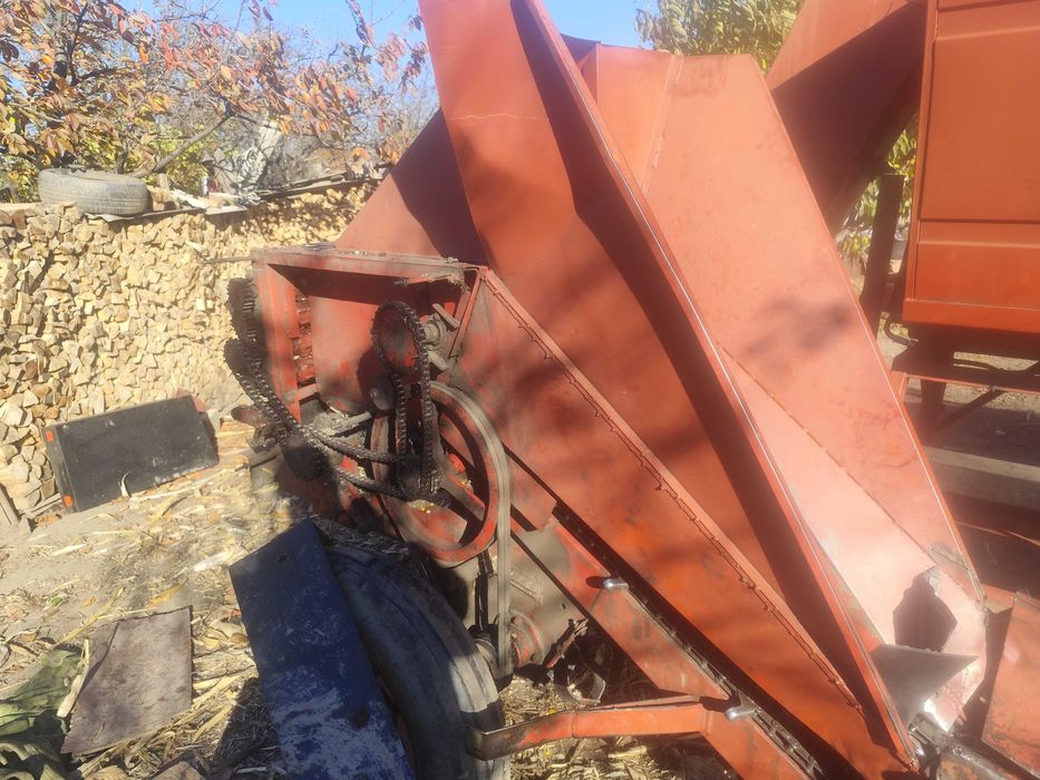 Vând culegatoare porumb SIP ECO 3500