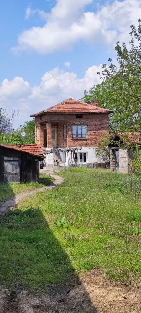 Къща в село Калугерово,област Пазарджик,цена 69 000 евро!!