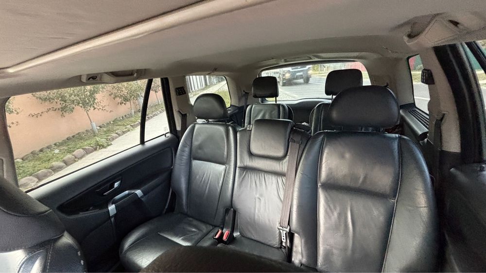 Volvo xc90 2.4D 7 locuri full option