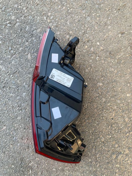 Stop spate stanga skoda octavia 2020