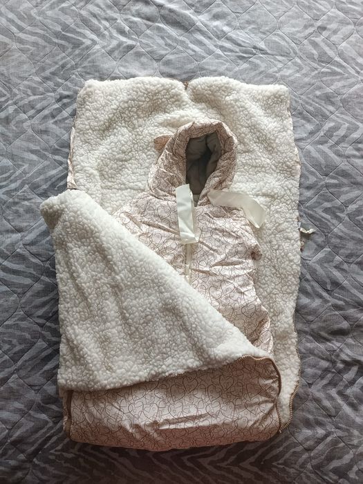 Продаётся комбинезон-конверт