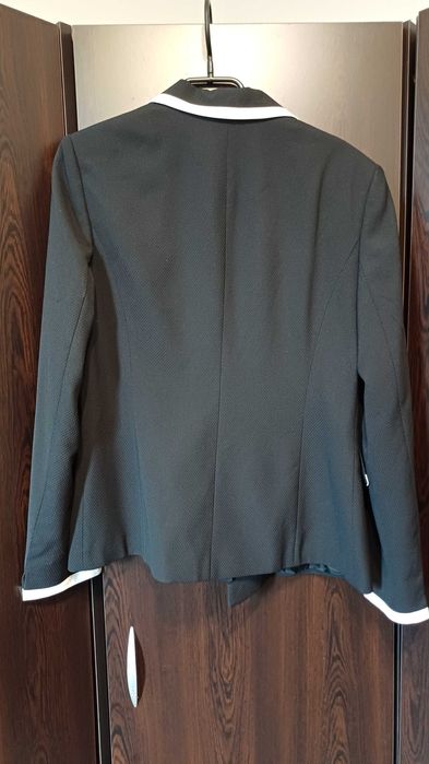 Дамски сака    М