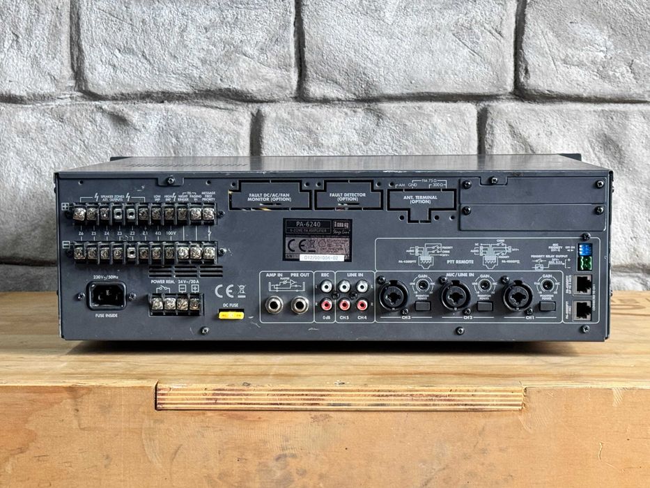 Стъпало  Monacor PA-6240 ELA Amp ,  6-зонoв моно миксер усилвател 240W