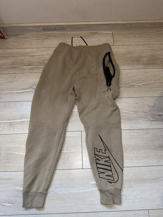 Комплект tech fleece - долнище М горнище S