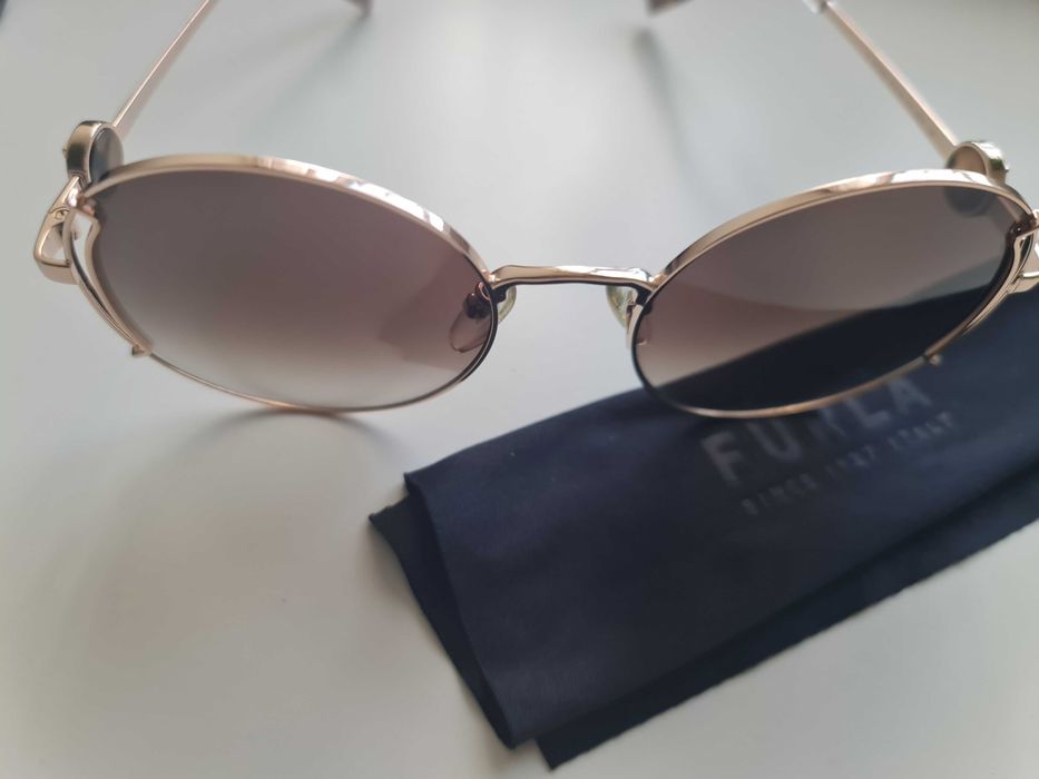 FURLA дамски слънчеви очила
