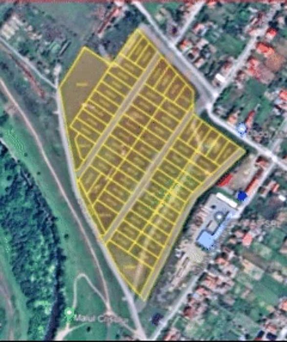 vand parcele de teren