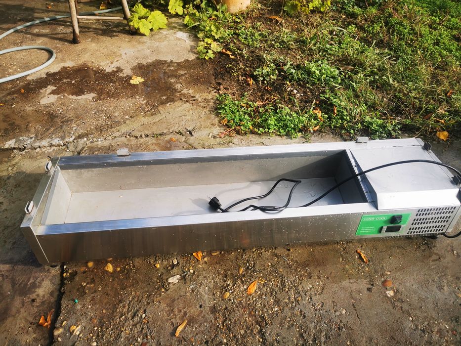 Хладилна витрина