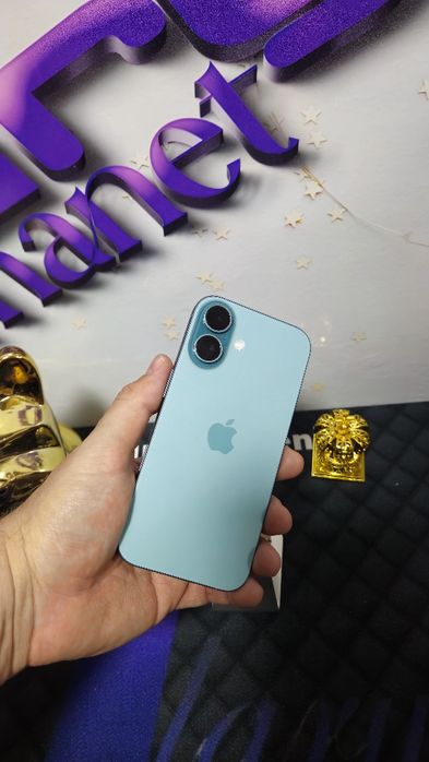 iPhone 16 5G 128GB Baterie:100%. 16 Cic Încarcare.Preṭ fix!