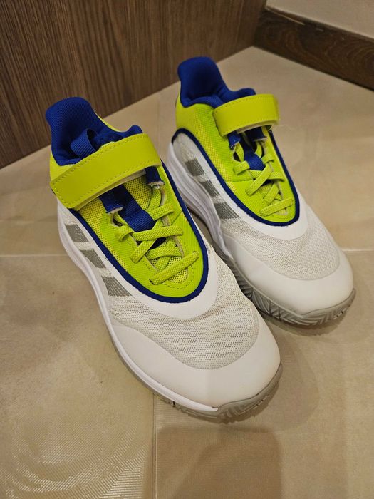 Детски кецове nike размер 33,5/ стелка 20,5 см.