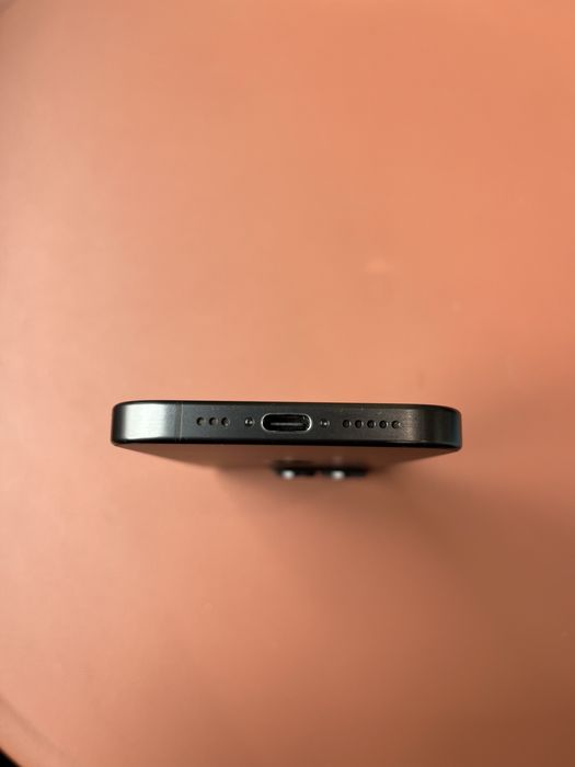 Iphone 15 pro , 256