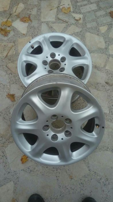 СПЕШНО!Алуминиев джанти за Мерцедес бартер за същите за Тоарег 2,5 tdi