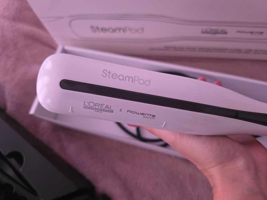 Преса за коса L’Oréal Professionnel SteamPod 3.0 – отлично състояние