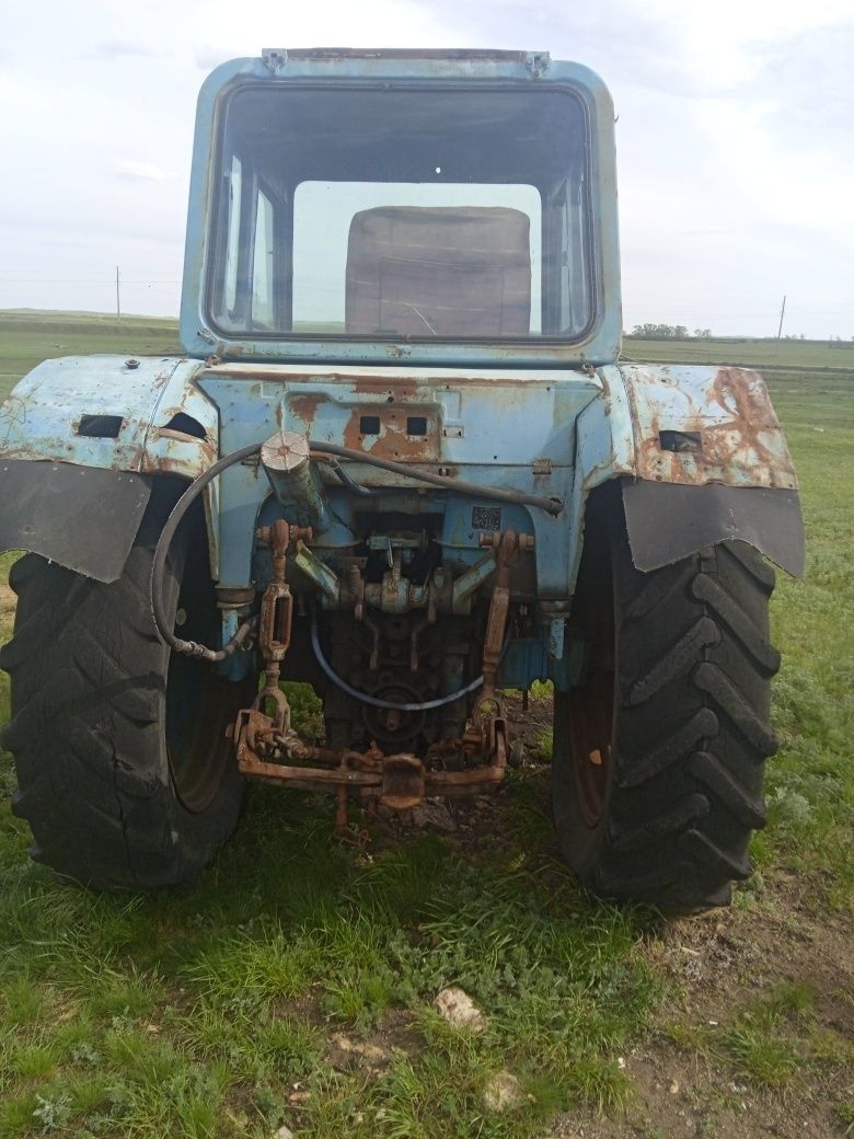 Продам трактор МТЗ-80 с косилкой однабруска,и кобылу