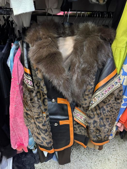 Blăniță eleganta cu buzunare