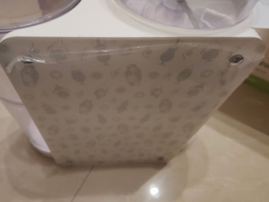 Mилк машина за адаптирано мляко AGU Happy Shaker