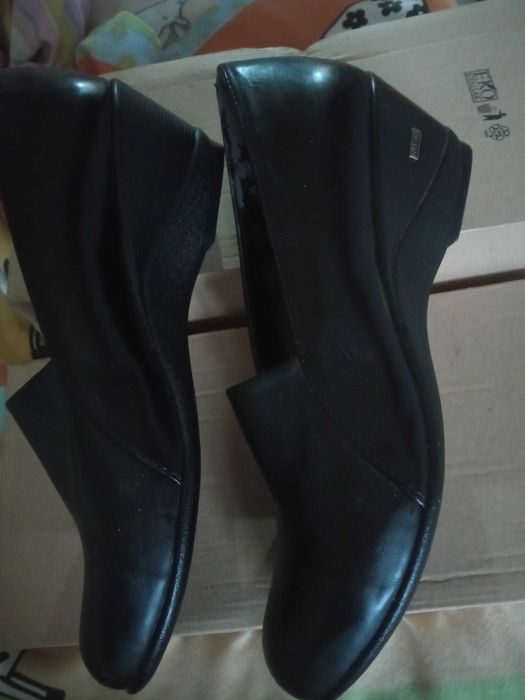 Обувки Ина 41 номер