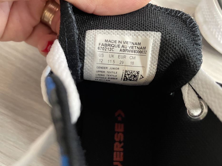 Tenesi baieti Converse