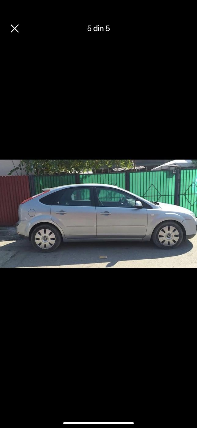 Ford focus2 hachback (fara oferte de 1000 de euro)