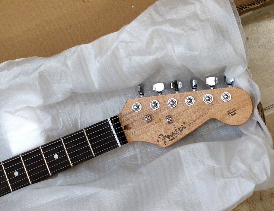 Электро-гитара Fender