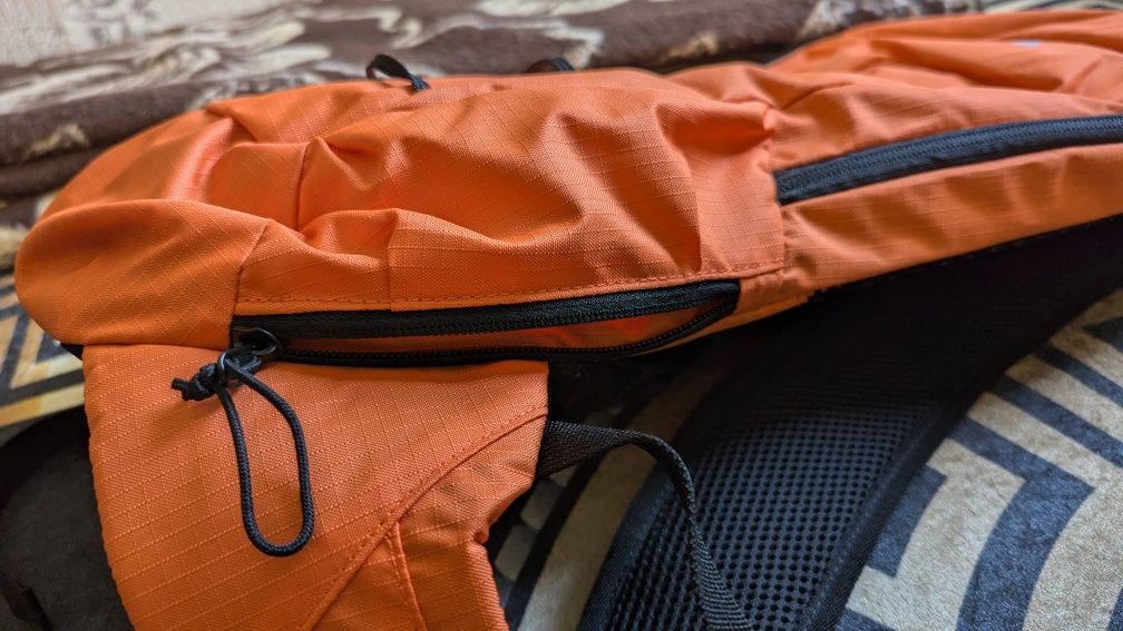 Klymit Echo 12 раница с хидратор & Under Armour