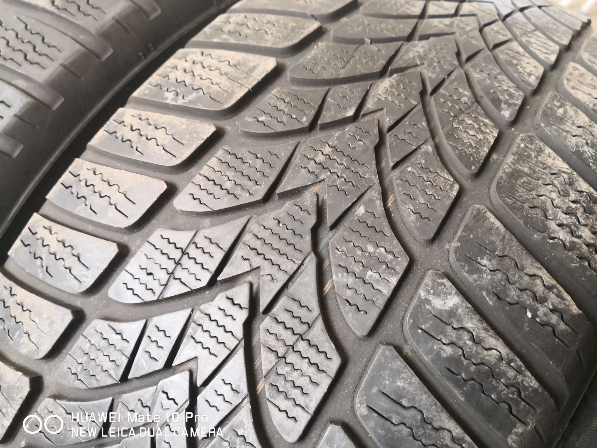 225 55 17 цола гуми dunlop