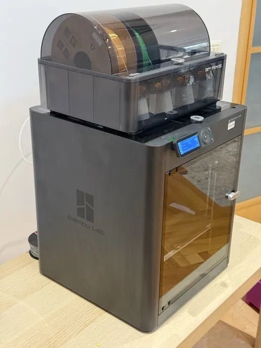 Vand Imprimanta 3D Bambu Lab P1S in stare perfecta