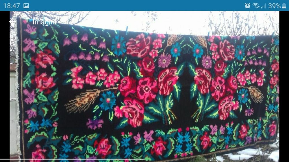 Covor tradițional din lână