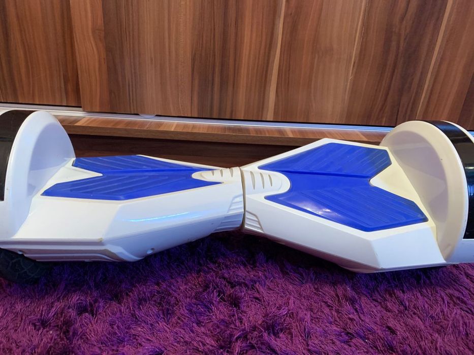 Сигвей в сине белом цвете