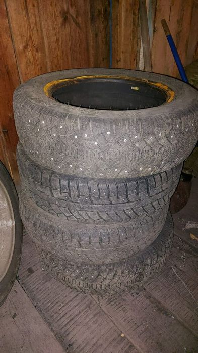 Продам зимние шины на r15