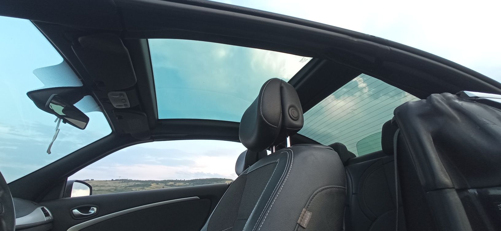 Vând Renault Megane 3 cabrio 1,5 DCI