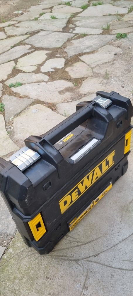 Нови Куфари Dewalt T-STAK & Hilti TE 7-CE