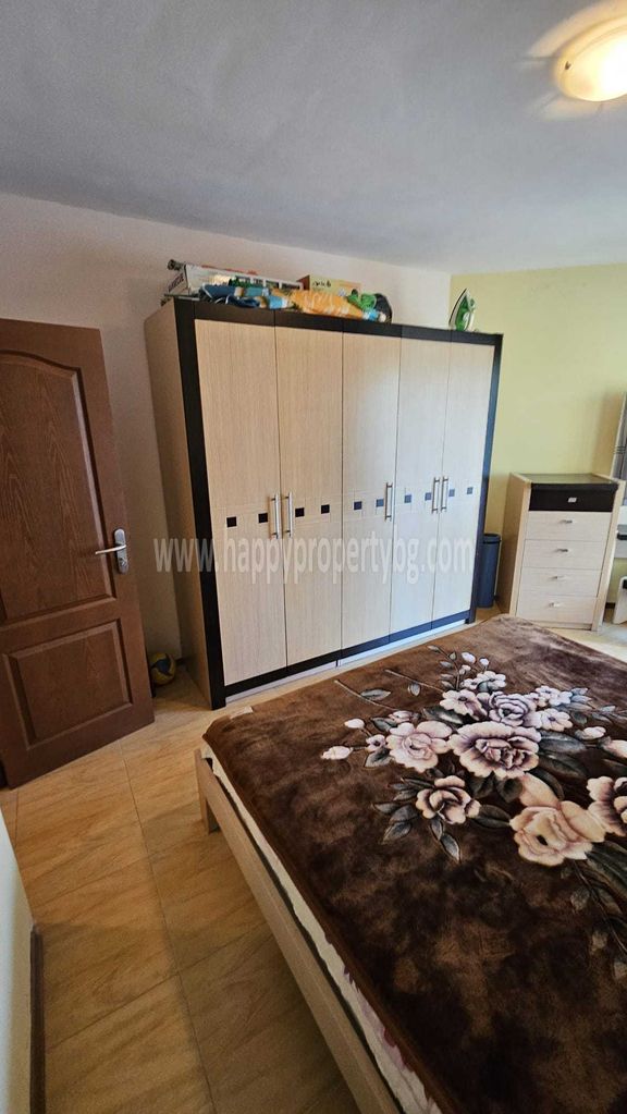 Продава се Двустаен апартамент в к.к. Слънчев бряг - 72 кв.м за 931 €/кв.м - Снимка #9