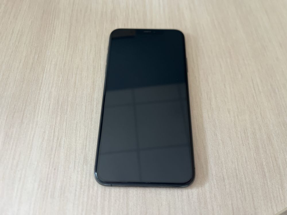 Продавам Apple iPhone 11 Pro Max