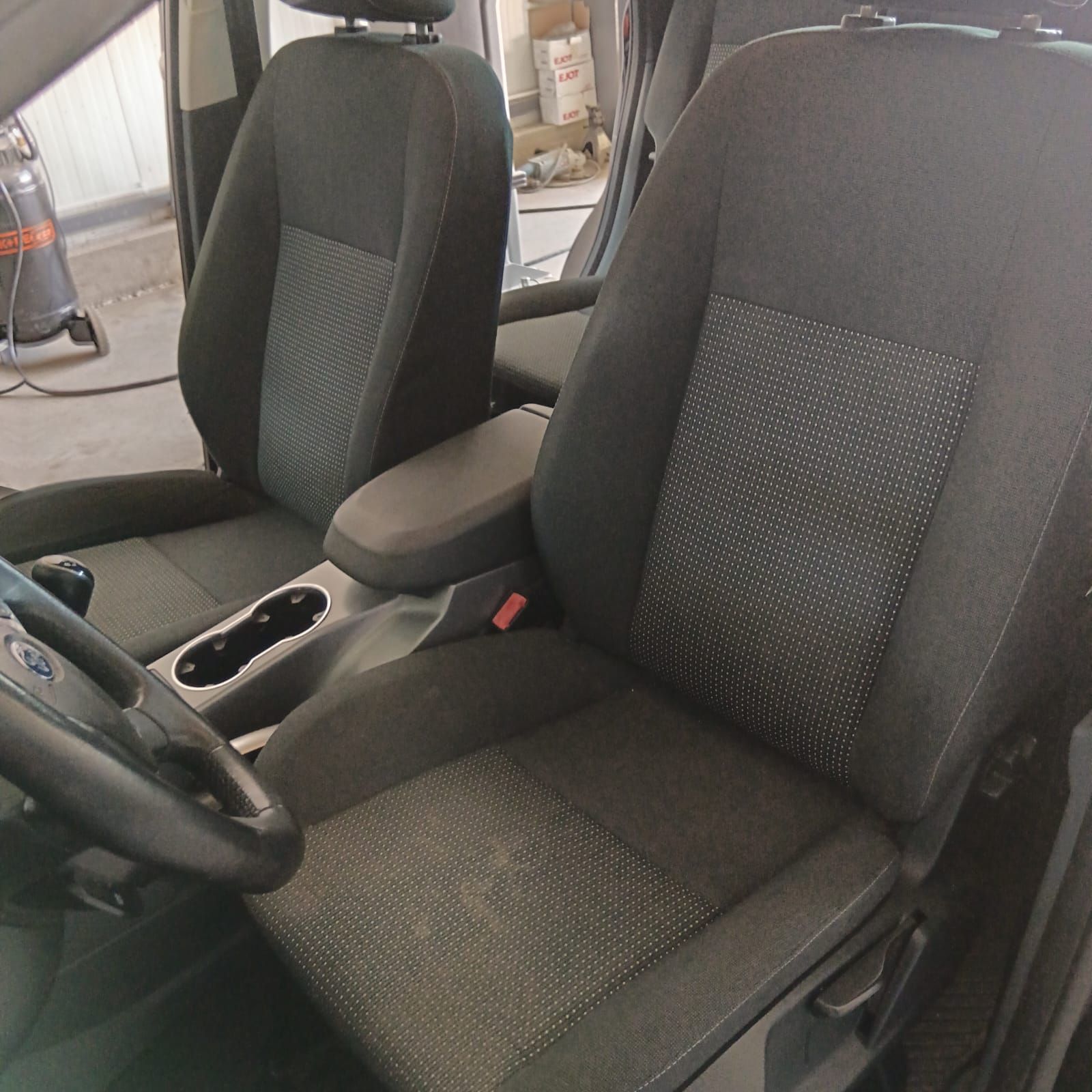 Dezmembrez Ford C-MAX 2014 Diesel 1.6 tdci 115Cp